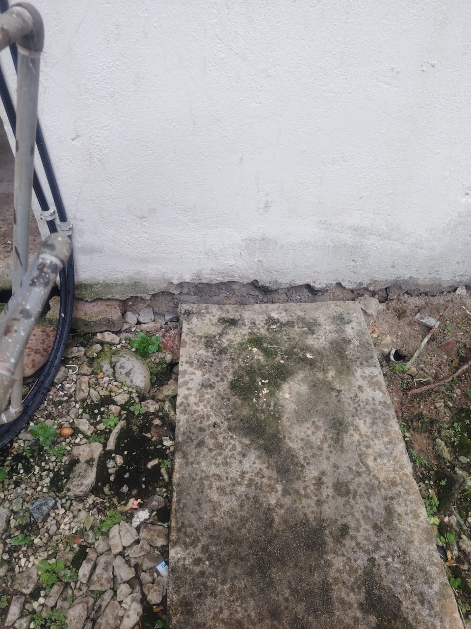 Block M ground-settlement repair work, photo 6